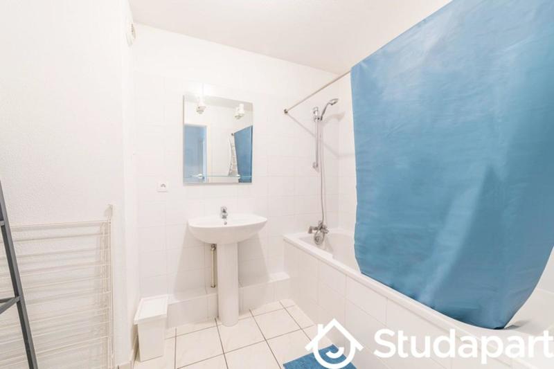 Chambre - 17 m² - 1 pièce