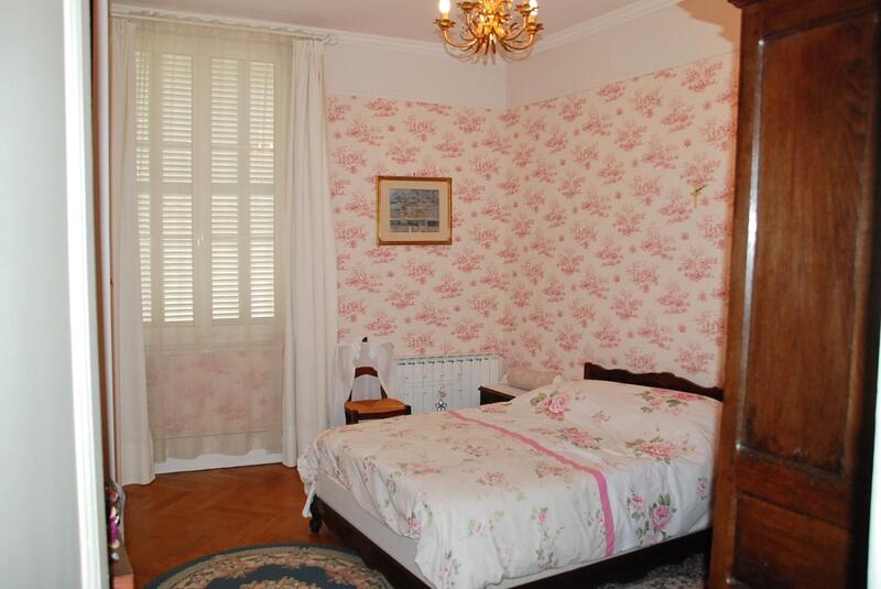 Appartement - 179 m² - 7 pièces