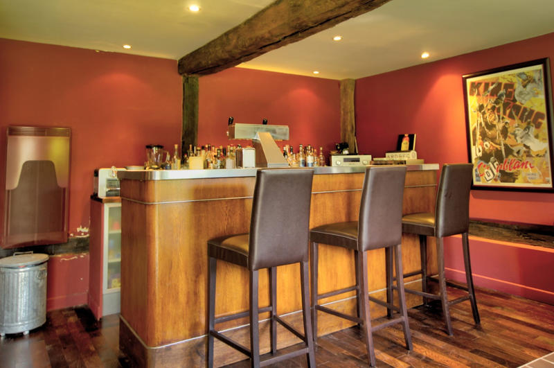 Maison - 326 m² - 12 pièces