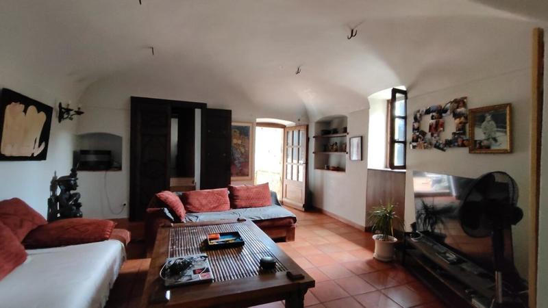 Demeure - 245 m² - 10 pièces