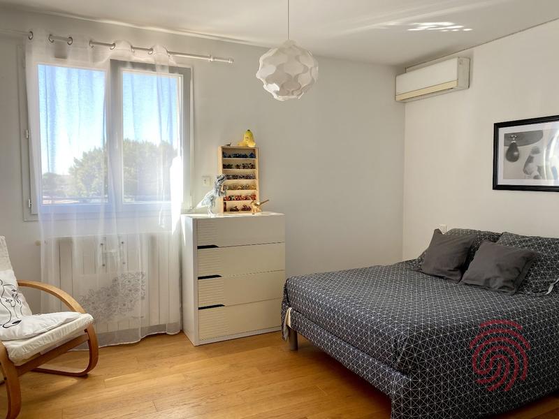 Maison d'architecte - 288 m² - 8 pièces