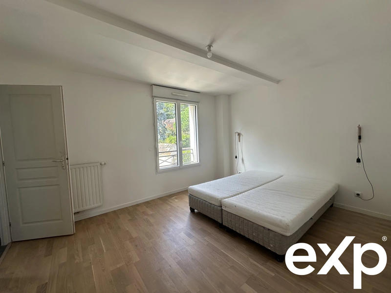 Maison - 147 m² - 7 pièces