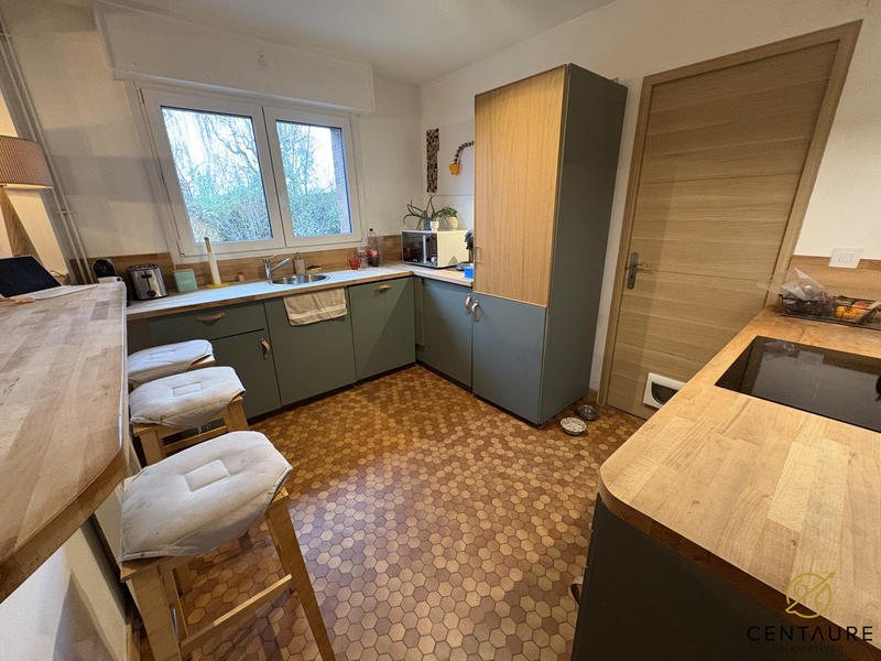 Maison - 95 m² - 4 pièces