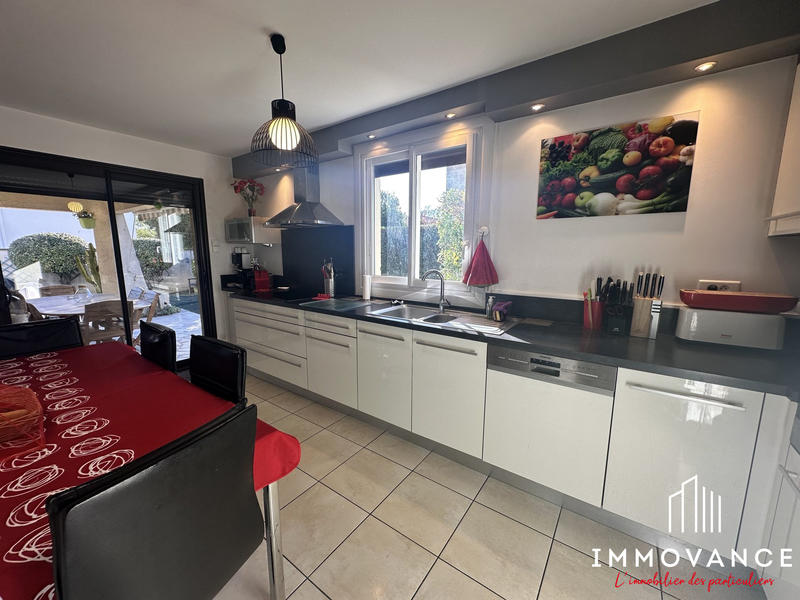 Maison - 147 m² - 6 pièces