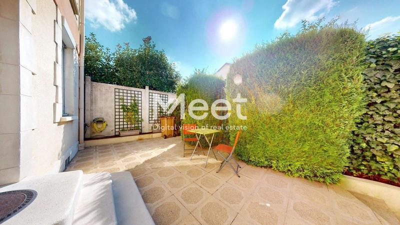 Maison - 110 m² - 5 pièces