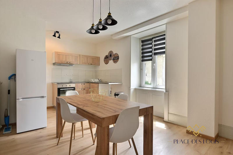 Appartement - 77 m² - 4 pièces