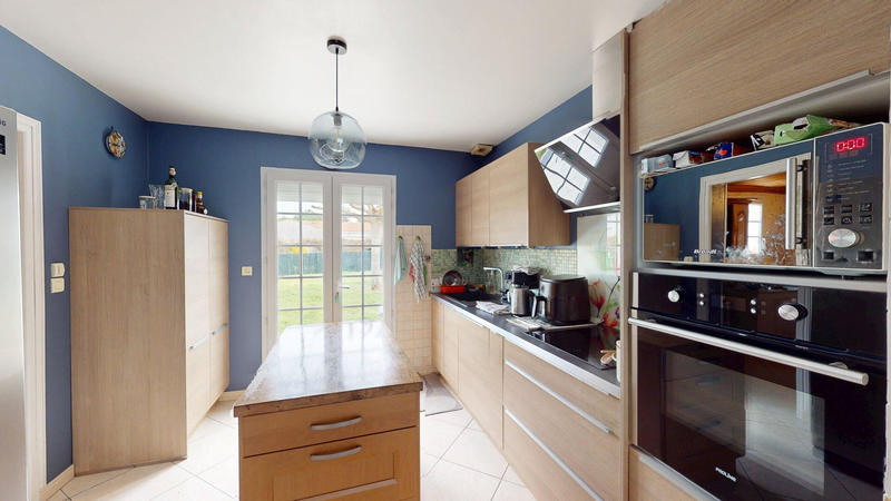 Maison - 96 m² - 3 pièces