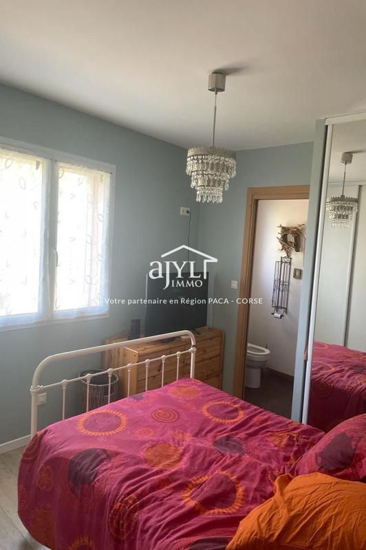 Maison - 136 m² - 5 pièces