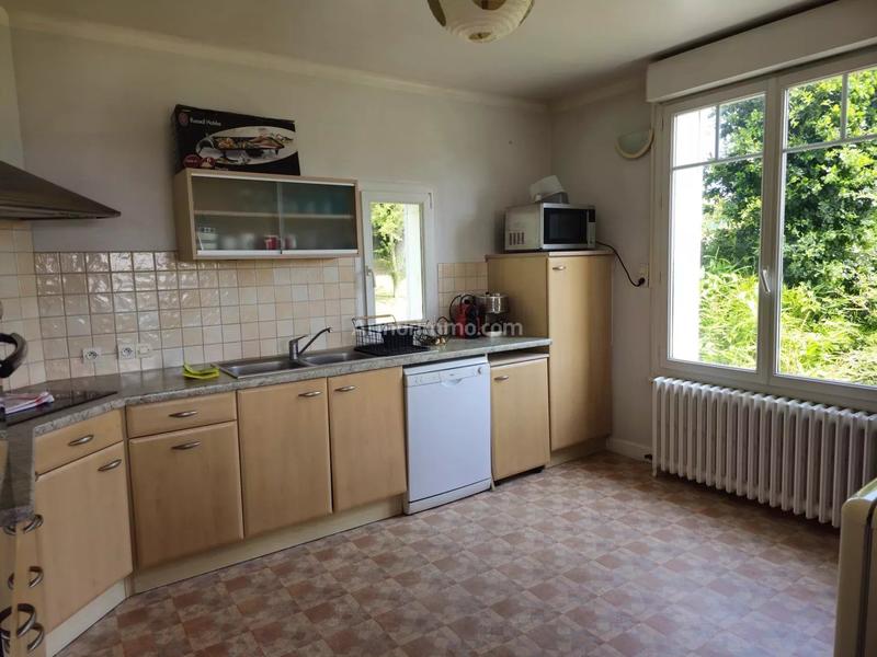 Maison - 180 m² - 7 pièces