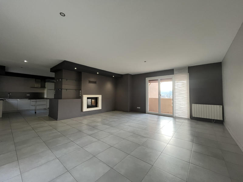 Maison - 90 m² - 3 pièces