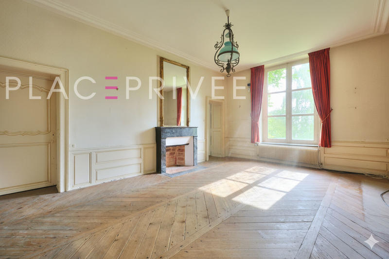 Demeure - 485 m² - 19 pièces