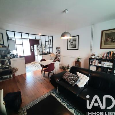 Maison de village - 217 m² - 9 pièces