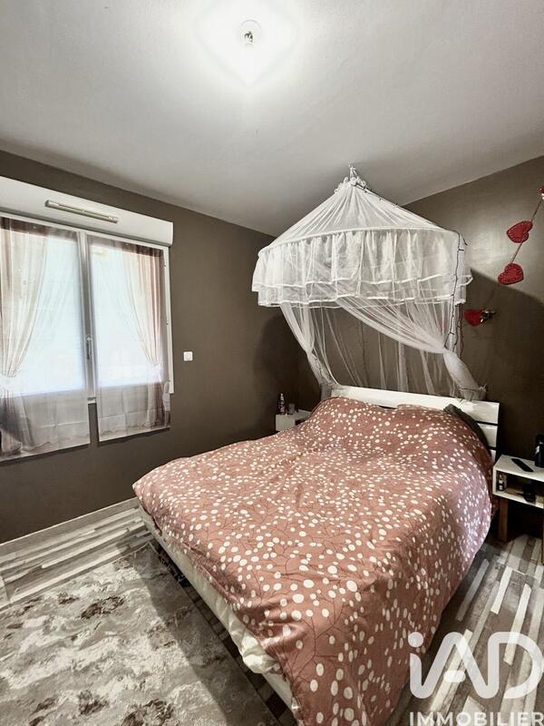 Maison - 127 m² - 6 pièces