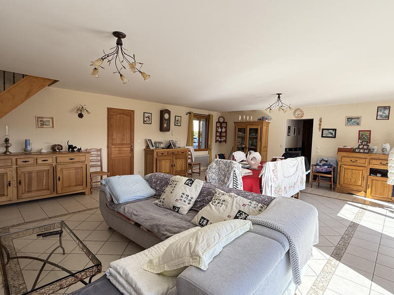 Maison - 193 m² - 8 pièces