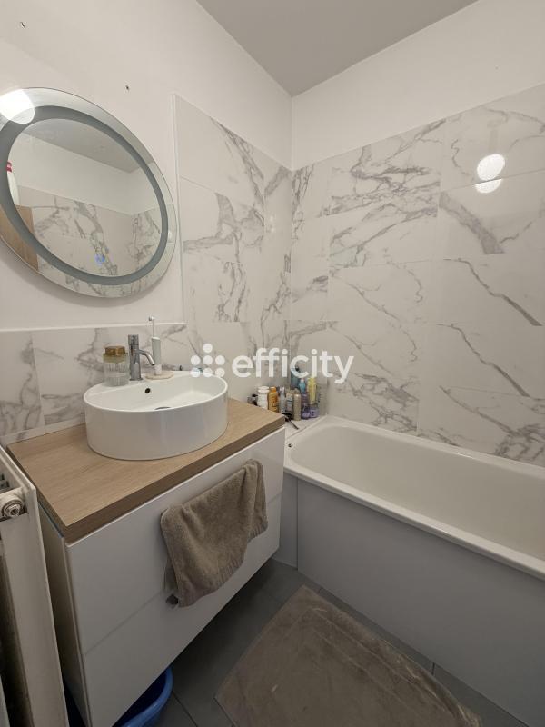 Appartement ancien - 74 m² - 4 pièces