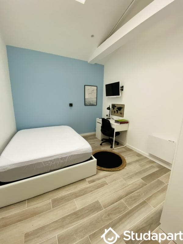 Chambre - 14 m² - 1 pièce