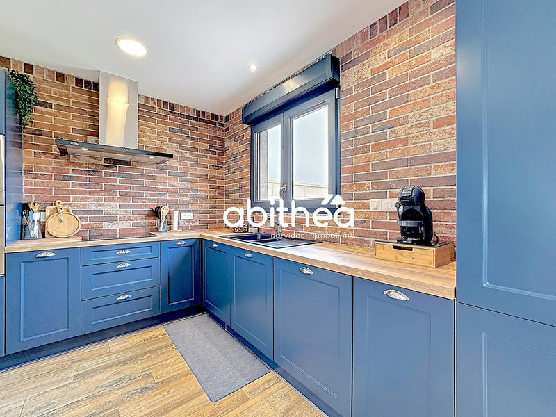 Maison - 95 m² - 4 pièces