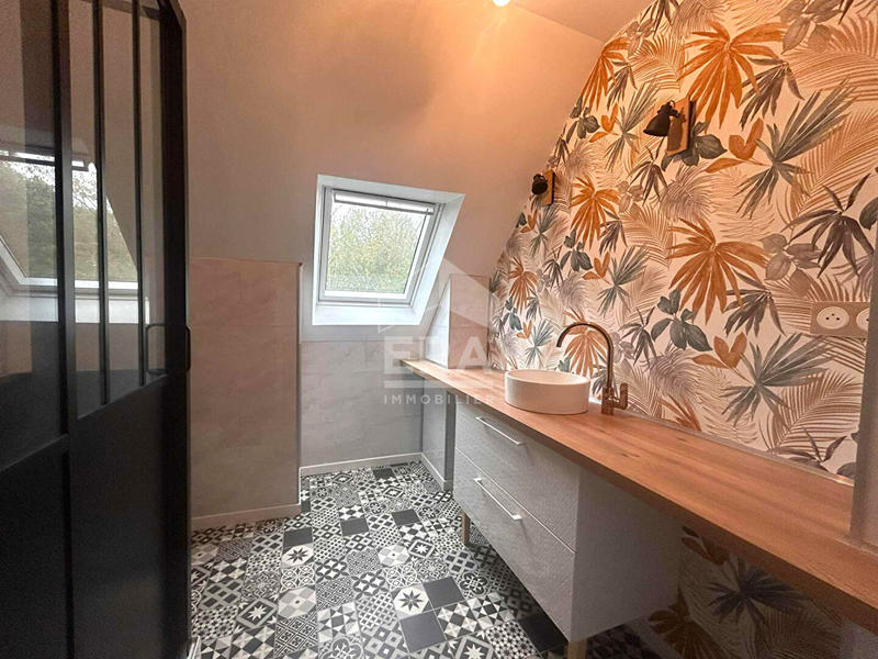 Maison - 159 m² - 10 pièces