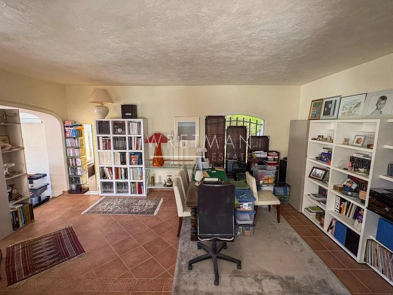 Villa - 205 m² - 8 pièces