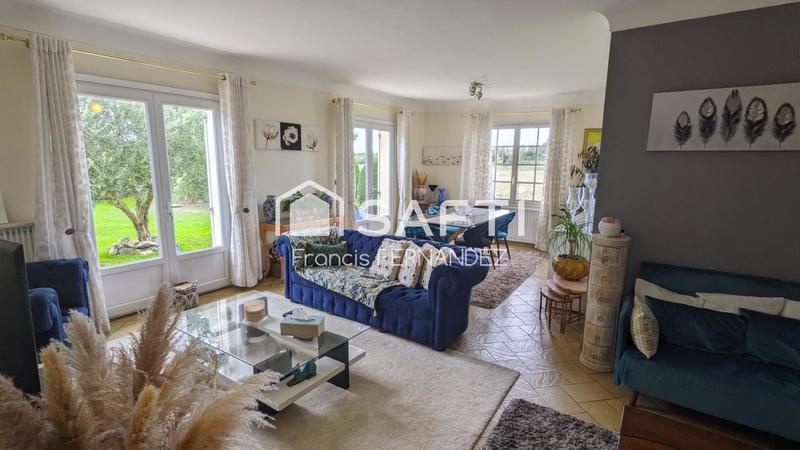 Maison - 159 m² - 6 pièces