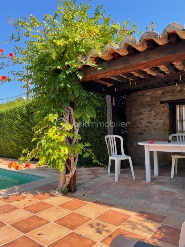 Maison - 143 m² - 5 pièces