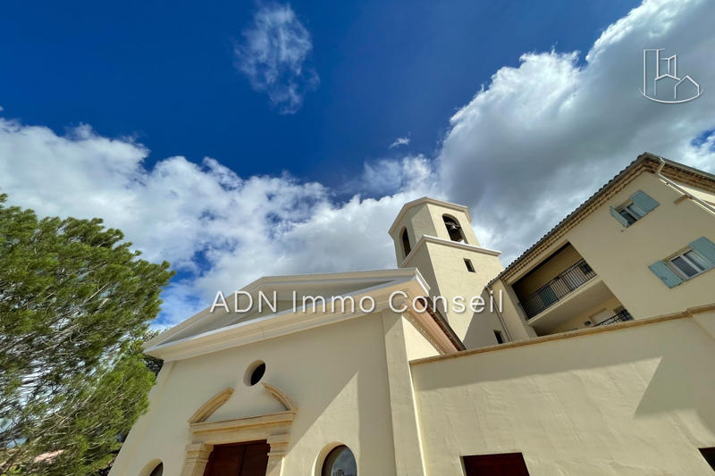 Local commercial - 143 m²