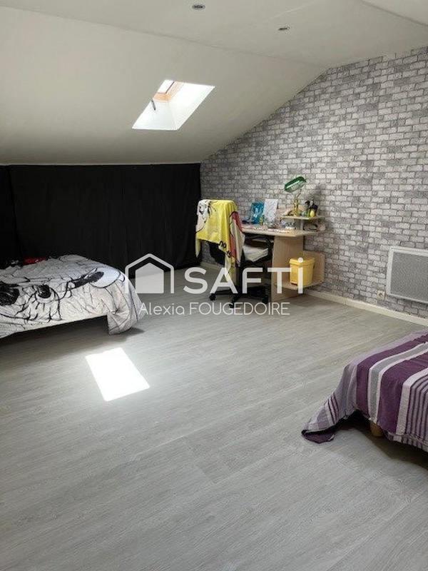 Maison - 236 m² - 7 pièces