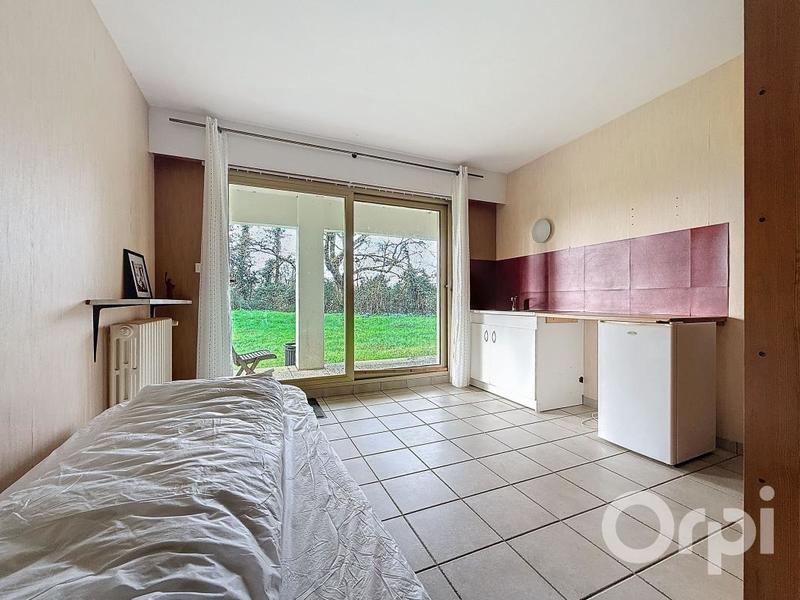 Maison - 450 m² - 8 pièces