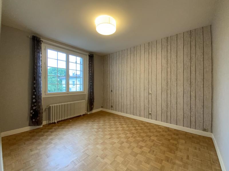 Maison - 310 m² - 7 pièces