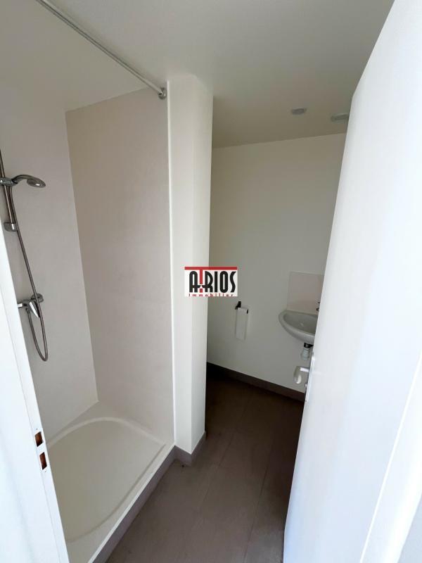 Local commercial - 256 m²