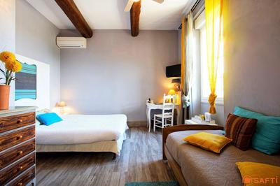 Local commercial - 750 m² - 16 pièces