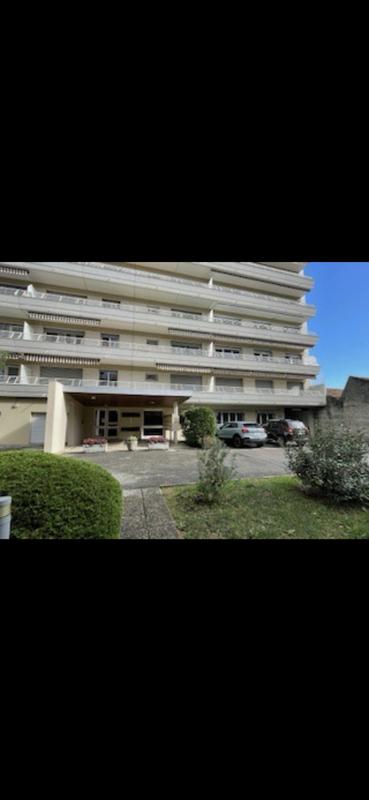 Appartement - 128 m² - 6 pièces