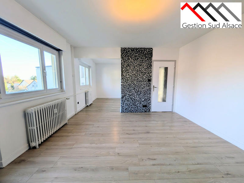 Appartement - 80 m² - 5 pièces