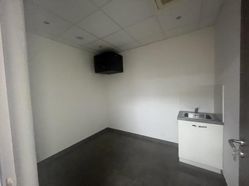 Bureau - 59 m²