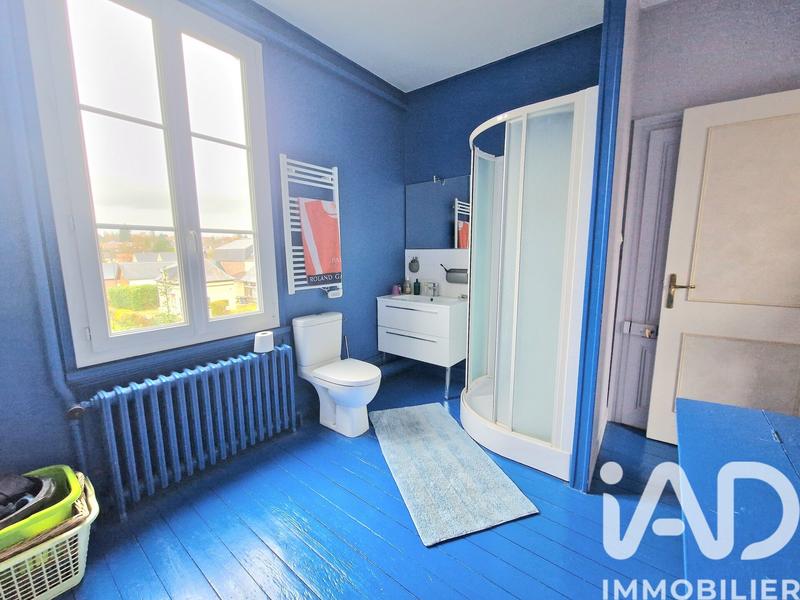 Maison - 157 m² - 9 pièces