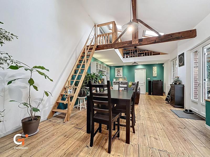 Maison - 130 m² - 7 pièces