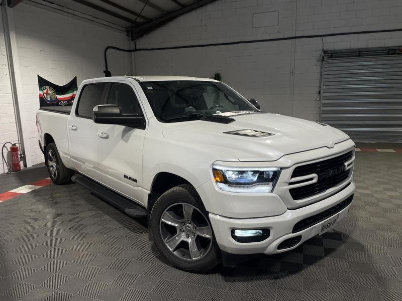 Dodge Ram 1500 Hemi V8 5.7 400ch Flexfuel Crewcab Sport Night -Camera de Recul-Garantie 12 Mois-Financement Possible-