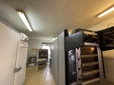 Local commercial - 193 m² - 3 pièces