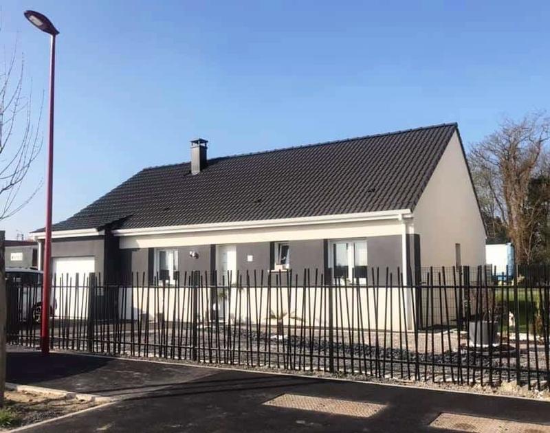 Maison - 90 m² - 4 pièces