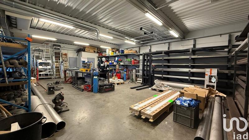 Local commercial - 281 m²