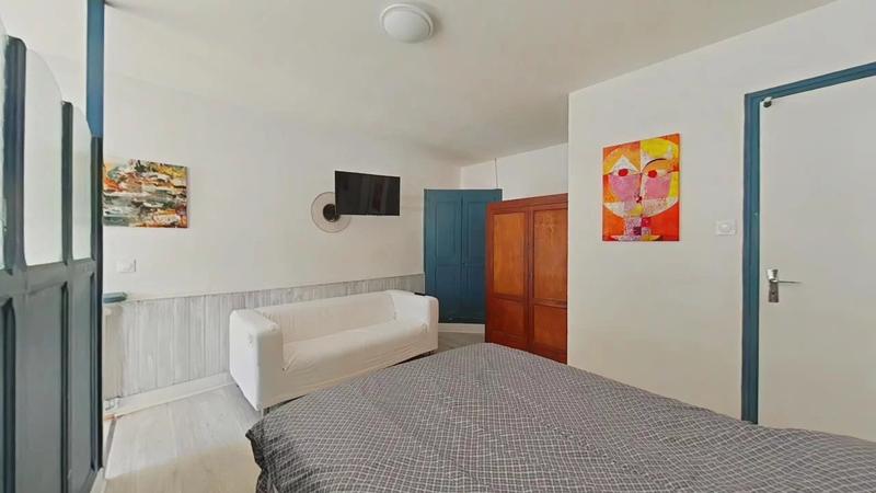 Immeuble - 240 m² - 12 pièces