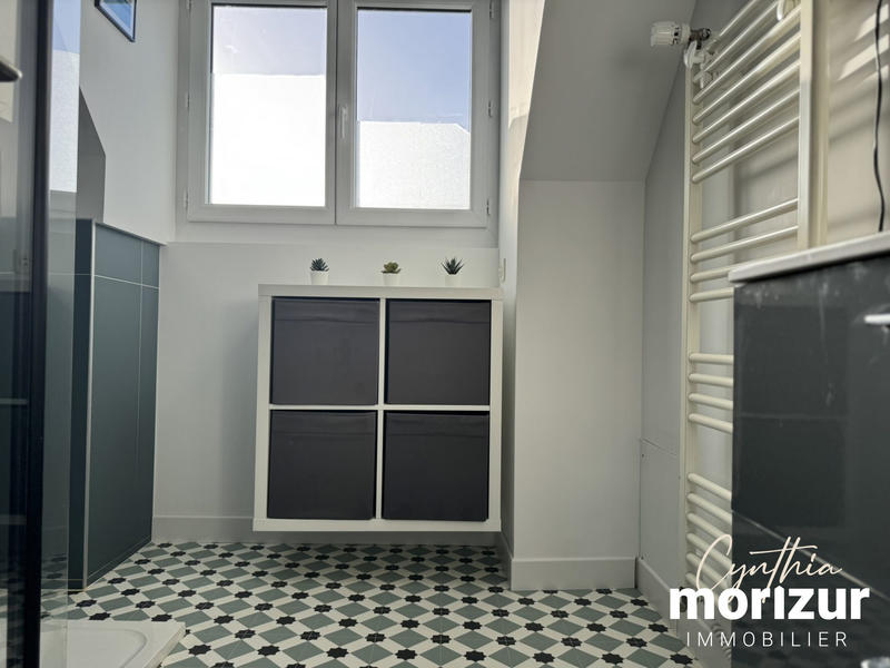 Maison - 194 m² - 8 pièces