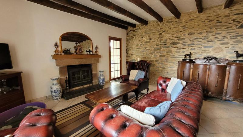 Maison - 152 m² - 6 pièces