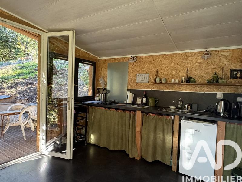 Maison - 180 m² - 6 pièces