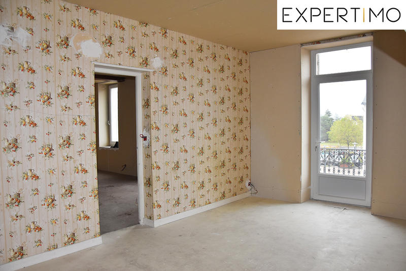 Maison - 339 m² - 8 pièces