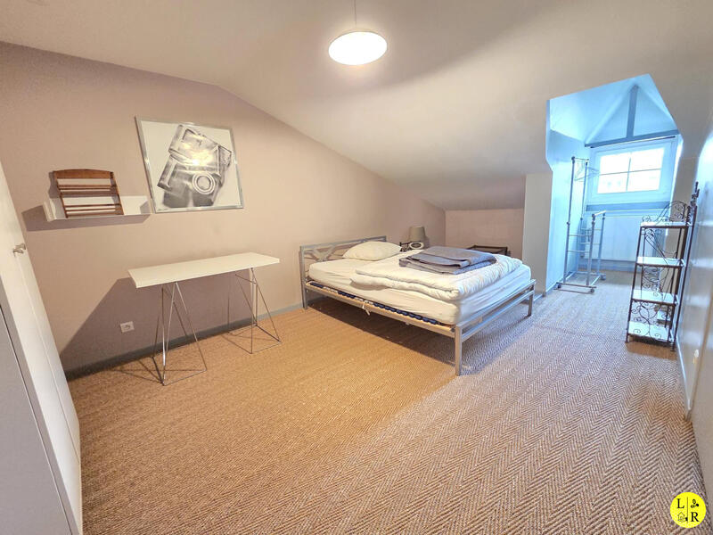 Maison - 273 m² - 6 pièces