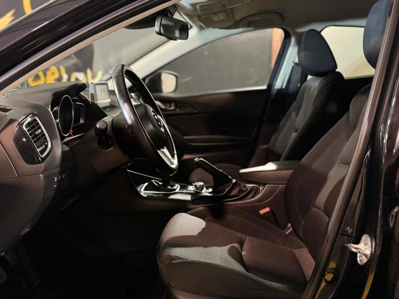 Mazda 3 III Hatchback 2.0 SkyActiv-G 165ch Sièges chauffants, Son Bose, Affichage tête-haute