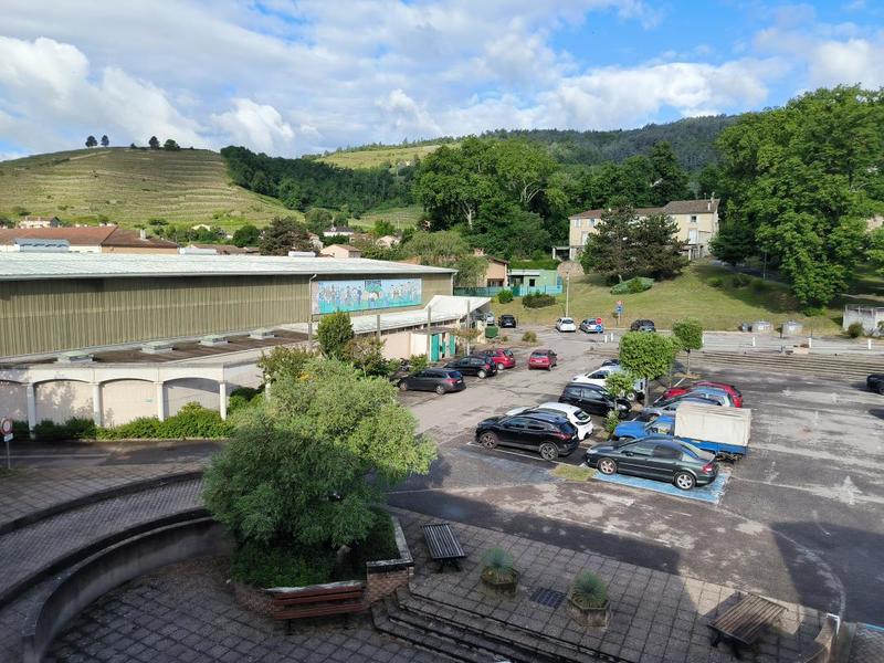 Appartement - 80 m² - 3 pièces