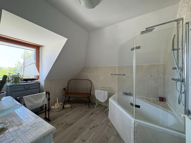 Maison - 175 m² - 7 pièces