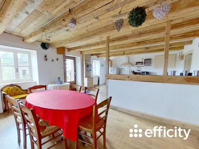 Maison - 170 m² - 7 pièces